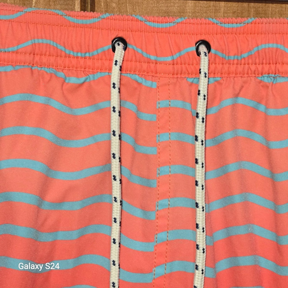 Psycho Bunny Mens Swim Trunks Coral Blue Wavy Stripe Mesh Lined Shorts Size S - Picture 3 of 5